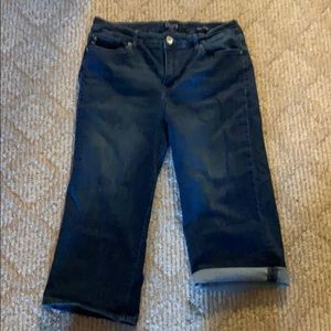 Chaps mid rise skimmer size 10